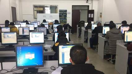 信息技術(shù)實(shí)訓(xùn)中心 賦能社會(huì)考試，引領(lǐng)專業(yè)咨詢服務(wù)